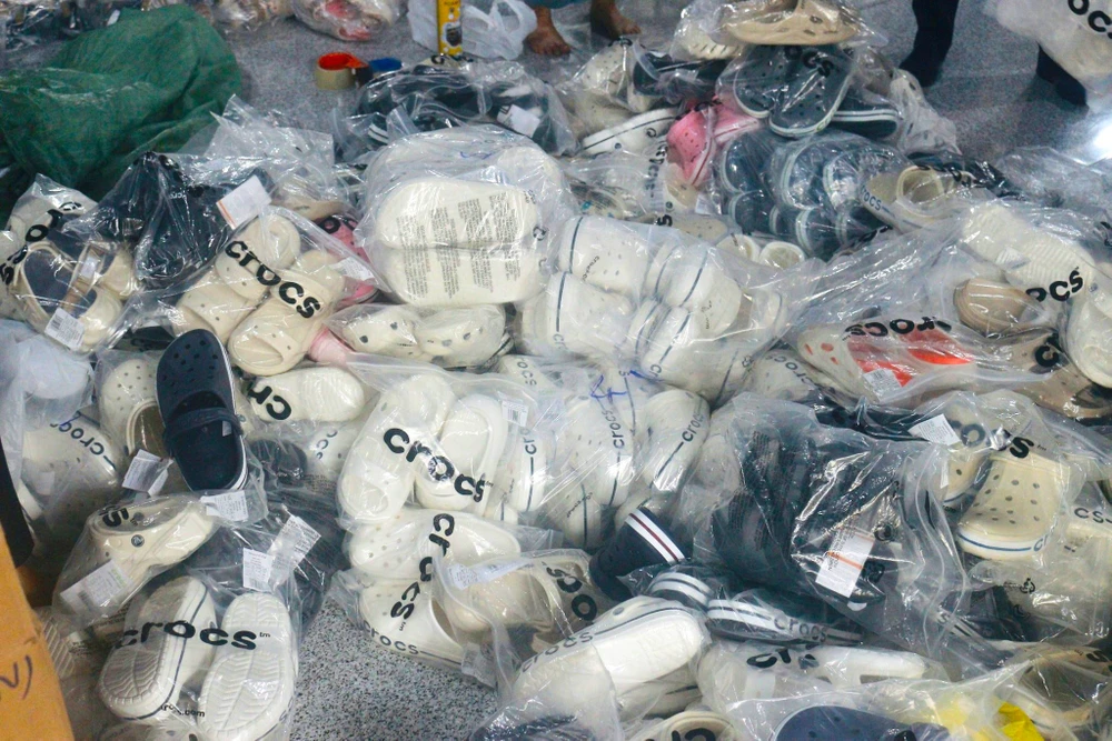 dấu hiệu giả mạo