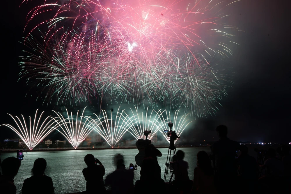 pháo hoa quốc tế đà nẵng 2024