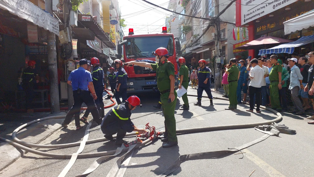 đồ điện tử bốc cháy