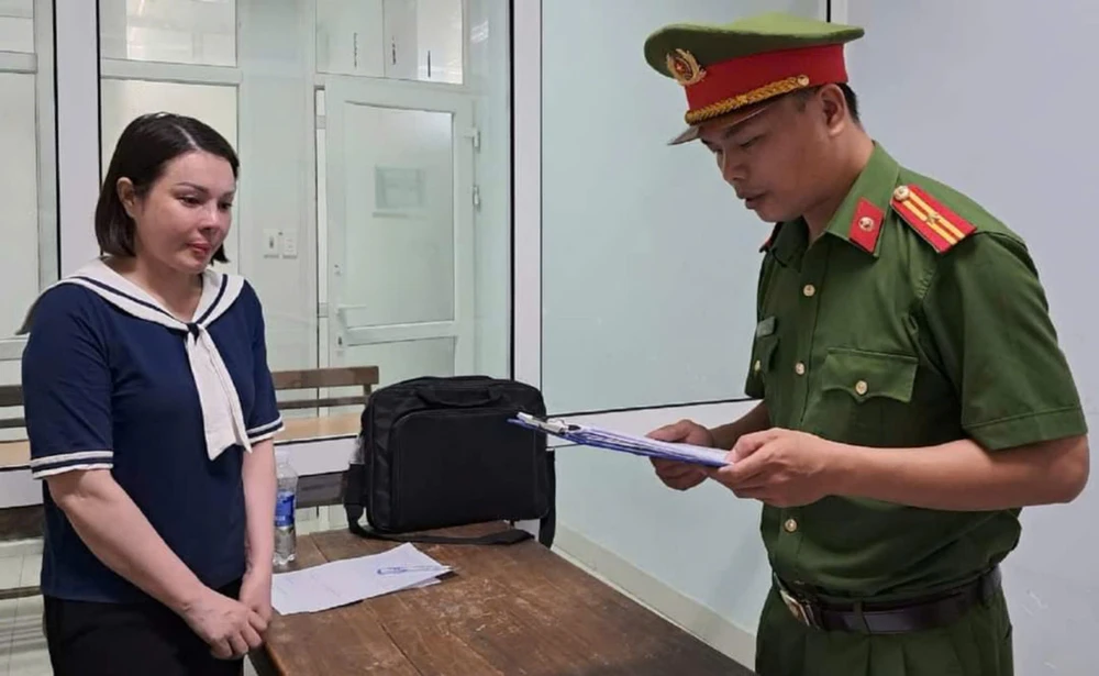 lừa đảo chiếm đoạt tài sản