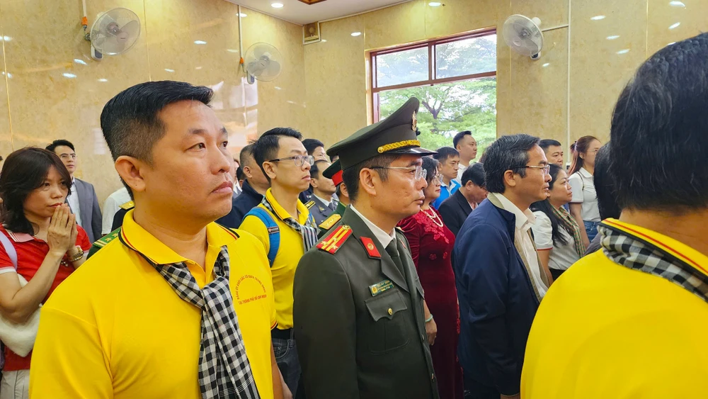 chúc tết đảo cồn cỏ