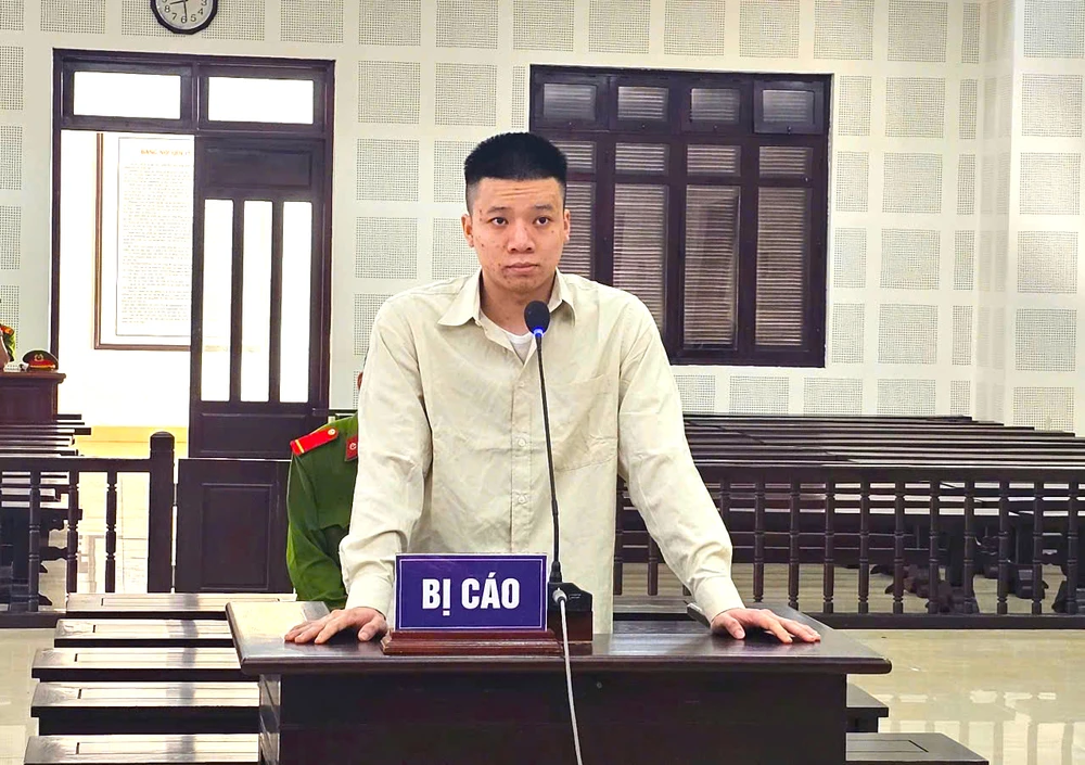 đập phá quán nhậu