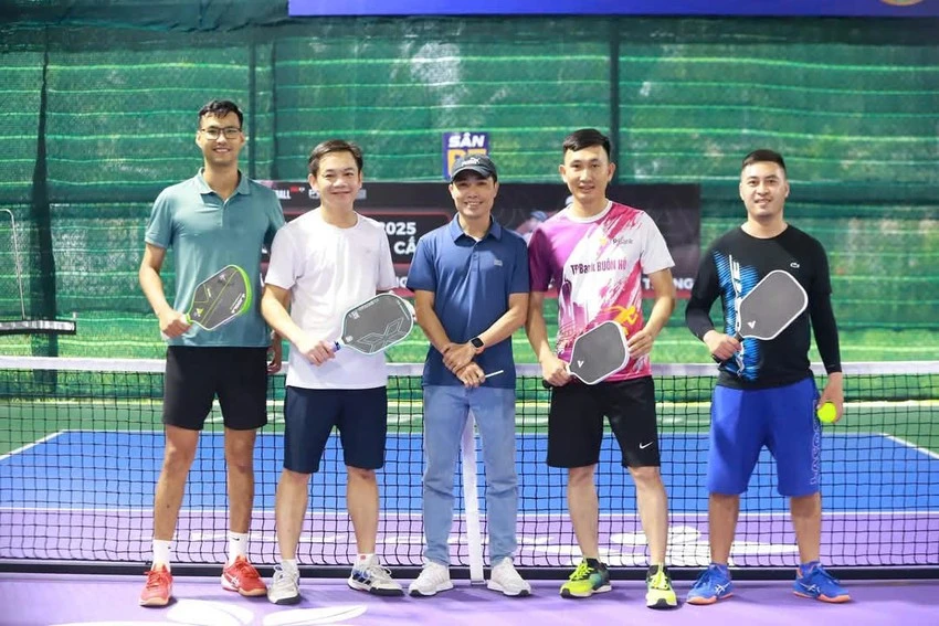 sân tập pickleball