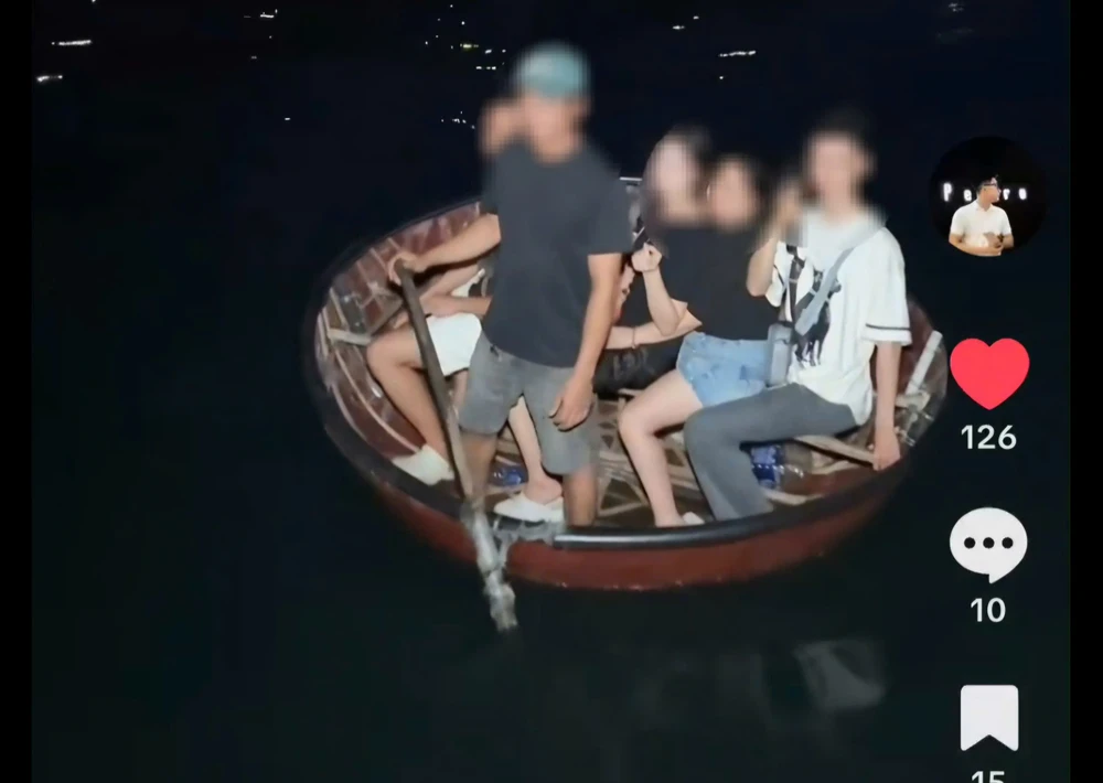 dịch vụ câu mực