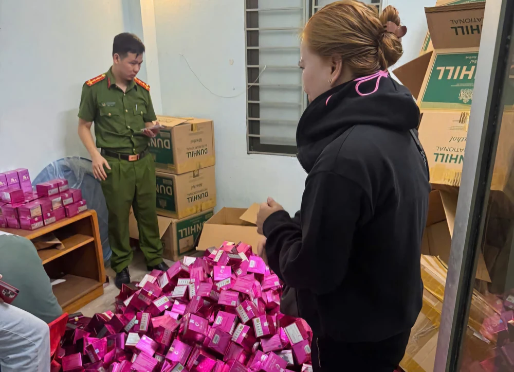 Buôn bán hàng giả