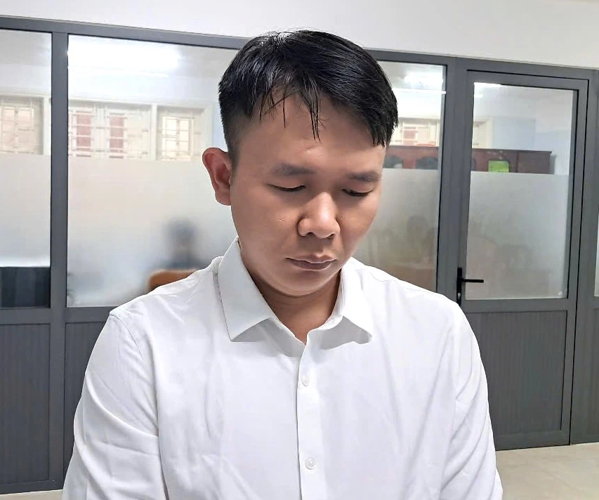 chiếm đoạt tài sản