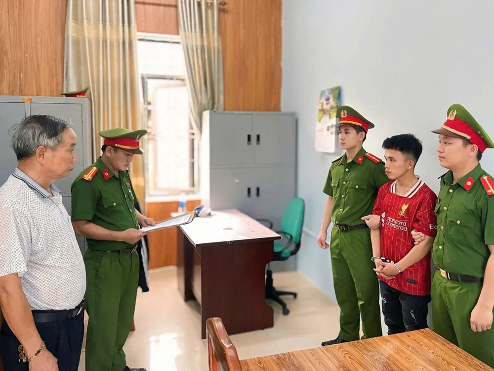 mat-khau-the-cong-an.jpg