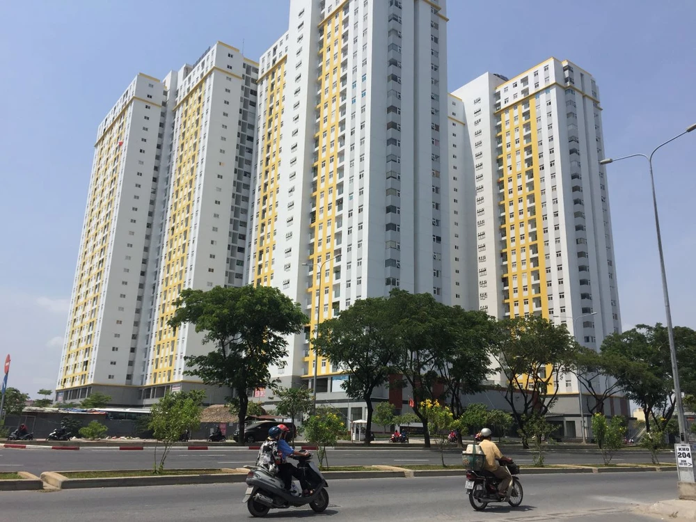 Lĩnh vực bất động sản vẫn thu hút nhiều doanh nghiệp tham gia đầu tư. Ảnh minh họa: PHƯƠNG MINH