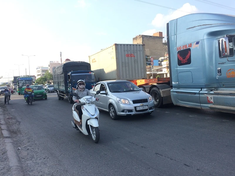 Sau thông xe hầm chui, nút giao An Sương thông thoáng ảnh 3