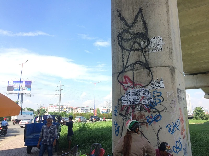 Metro chưa xong, chi chít hình vẽ bậy ảnh 3