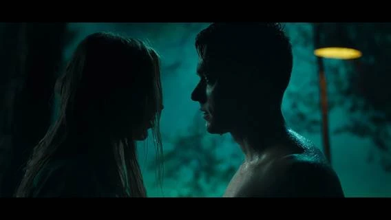 Fan kinh dị không nên bỏ qua “Mỹ Nhân Ngư: Hồ Tử Thần“ ảnh 1