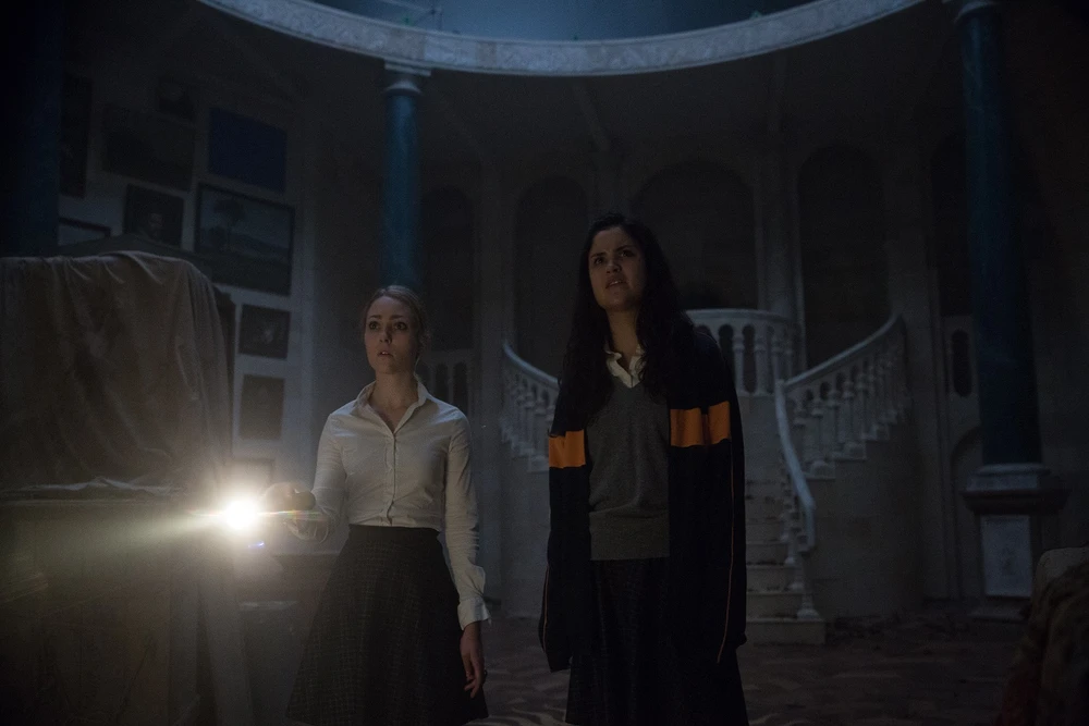 Bom tấn 'Hành lang bí ẩn' mang nỗi sợ tột cùng đến người xem ảnh 5 Bom tấn 'Hành lang bí ẩn' mang nỗi sợ tột cùng đến người xem ảnh 5