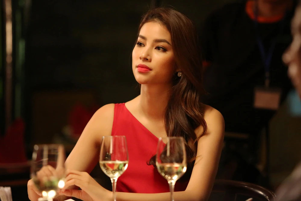 Phạm Hương trở lại kêu gọi cứu tê tê khỏi nguy cơ tuyệt chủng ảnh 1