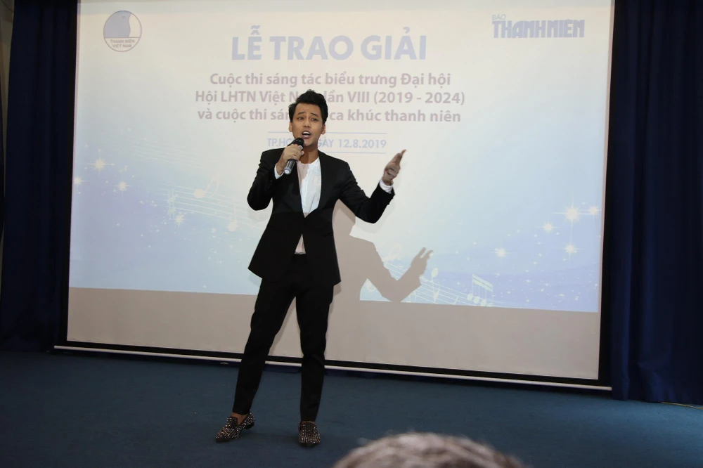 Trao giải cuộc thi sáng tác ca khúc về thanh niên Việt Nam ảnh 1