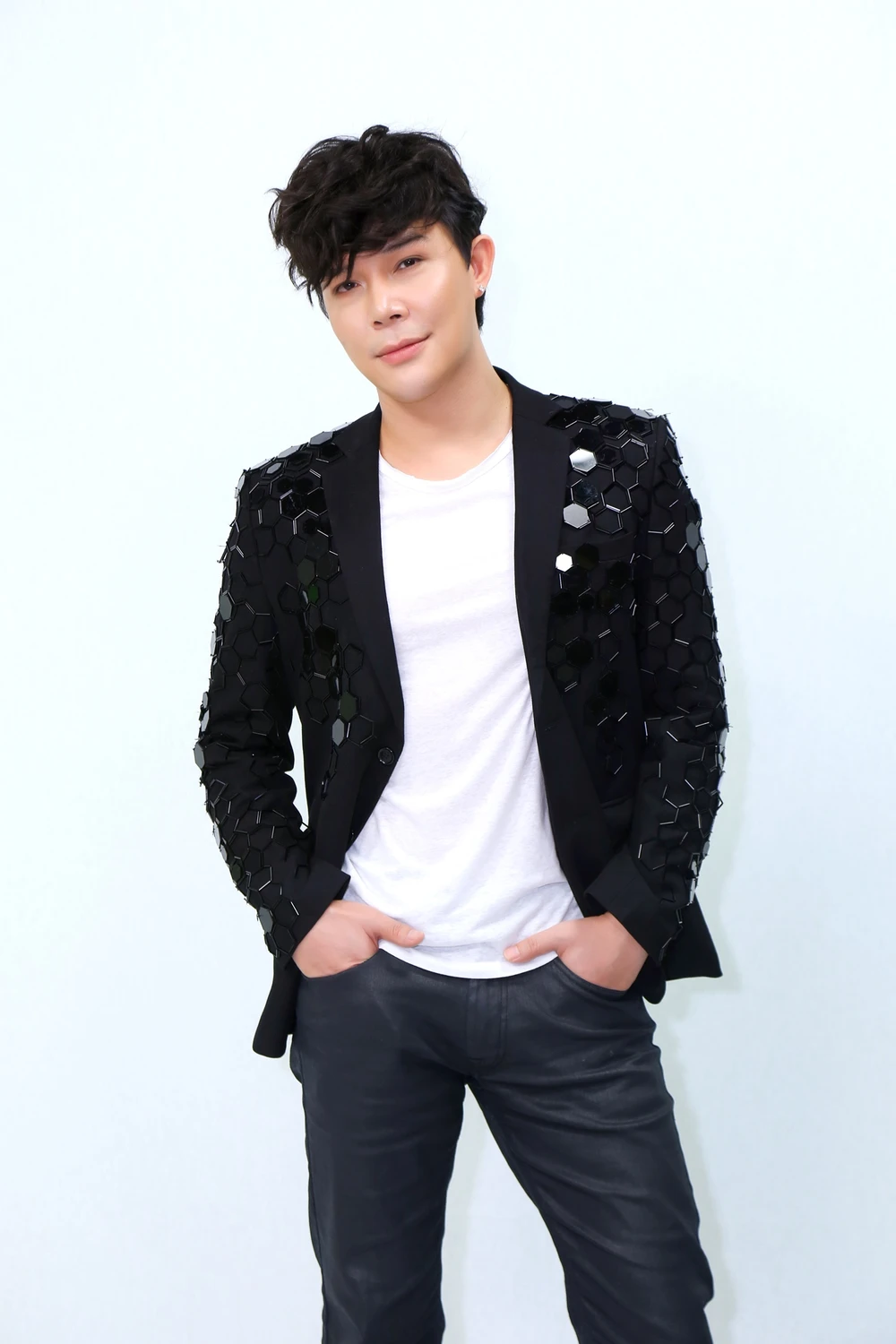 Nathan Lee khẳng định có nhiều tiền thích hơn sự nổi tiếng ảnh 1 Nathan Lee khẳng định có nhiều tiền thích hơn sự nổi tiếng ảnh 1