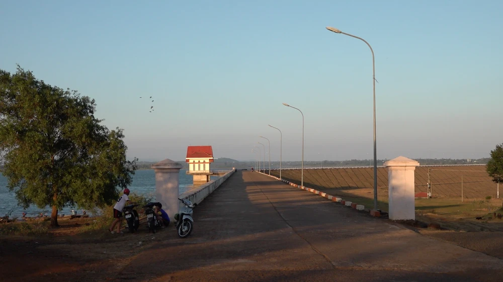 Đập Krông Buk Hạ 11.png