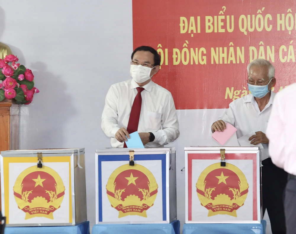 Hơn 69 triệu cử tri cả nước đi bầu cử ảnh 48