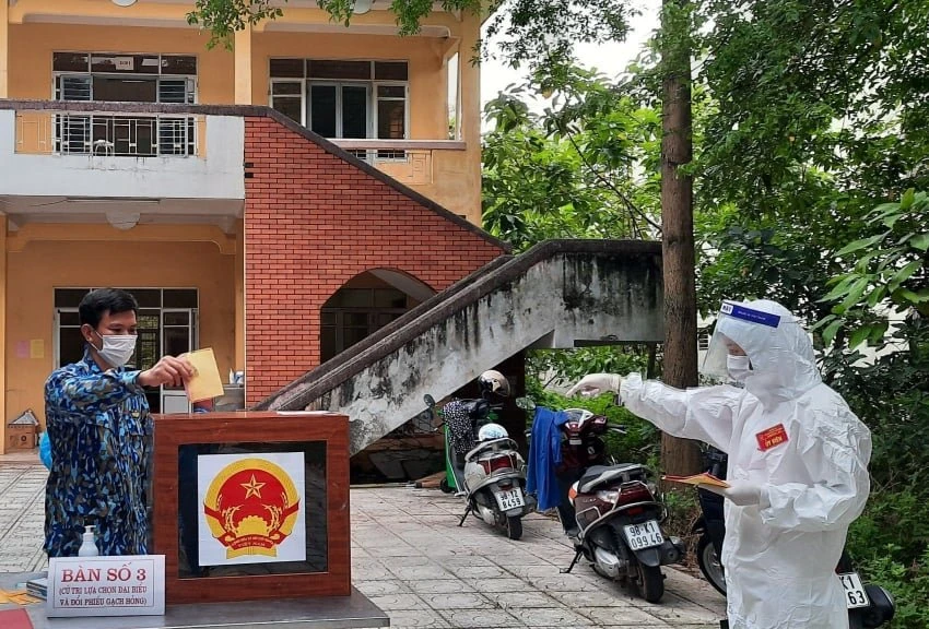 Hơn 69 triệu cử tri cả nước đi bầu cử ảnh 27