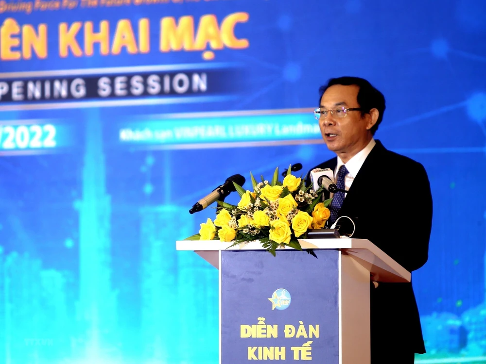 Bí thư Thành ủy TP.HCM Nguyễn Văn Nên phát biểu tại phiên khai mạc diễn đàn. Ảnh: TTXVN