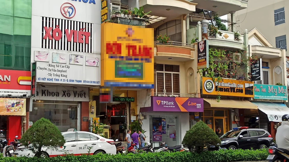 Tiệm vàng nơi xảy ra vụ cướp. Ảnh: NY