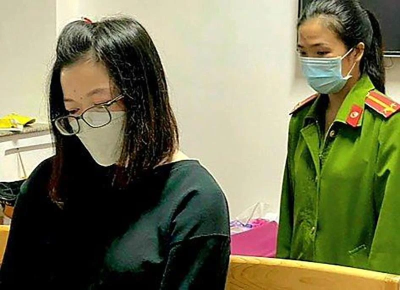 Bằng hình thức đáo hạn, Trúc đã lừa vay hàng trăm tỉ đồng của hơn 20 người dân. Ảnh: CA