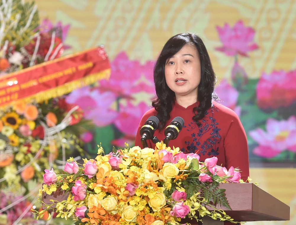 Bí thư Tỉnh ủy Bắc Ninh Đào Hồng Lan phát biểu tại lễ kỷ niệm. Ảnh: VGP Bí thư Tỉnh ủy Bắc Ninh Đào Hồng Lan phát biểu tại lễ kỷ niệm. Ảnh: VGP