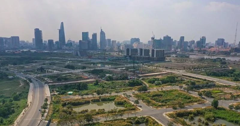 Sau hơn tám năm thực hiện Luật Đất đai năm 2013, công tác quản lý đất đai đã đạt được những kết quả quan trọng. Ảnh: PLO