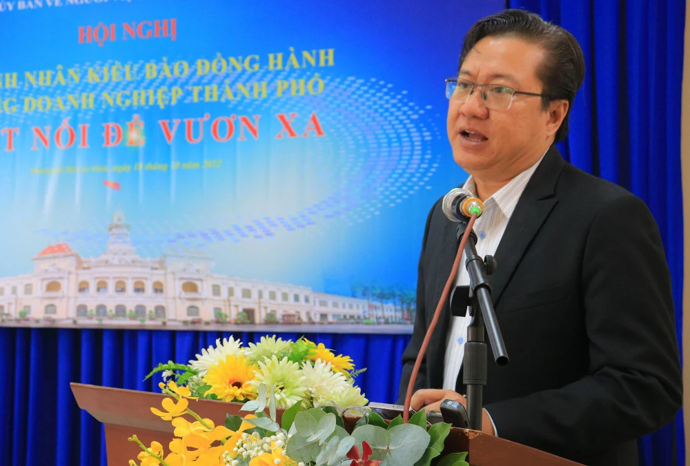 Ông Nguyễn Tuấn, Phó Giám đốc Trung tâm Xúc tiến Thương mại và Đầu tư TP.HCM phát biểu tại hội nghị. Ảnh: VÕ THƠ