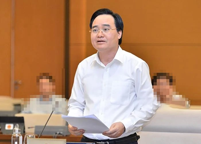 Căn cứ nội dung, tính chất, mức độ hậu quả, nguyên nhân vi phạm, Ban Bí thư quyết định thi hành kỷ luật: Cảnh cáo đối với ông Phùng Xuân Nhạ. Ảnh: Quochoi