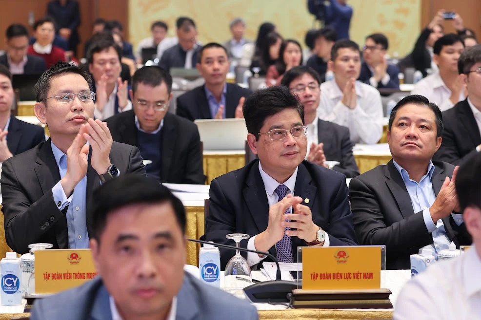 Các đại biểu dự hội nghị tại điểm cầu trụ sở Chính phủ. Ảnh: VGP