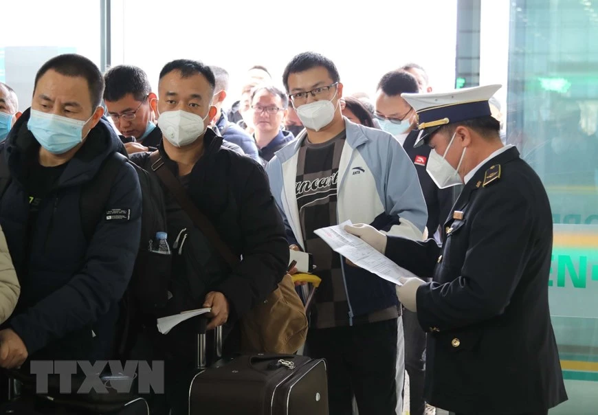 Thủ tướng giao các địa phương tăng cường kiểm tra dịch bệnh tại các cửa khẩu trong dịp Tết Nguyên đán và mùa lễ hội 2023. Ảnh: TTXVN