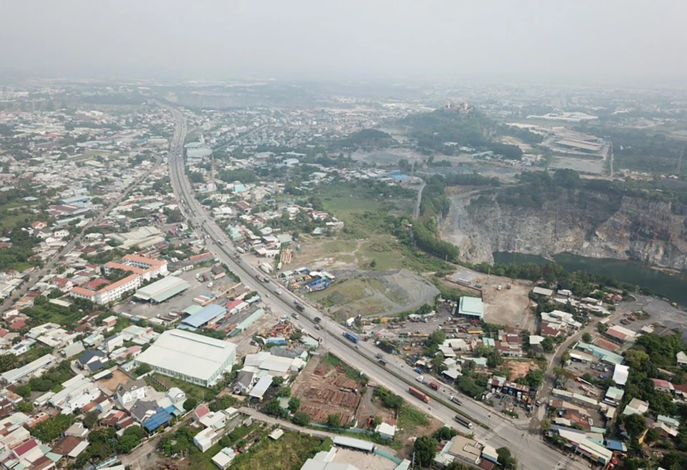 Đoạn Mỹ Phước - Tân Vạn (Bình Dương), một đoạn của vành đai 3 TP.HCM đã hoàn thành và đang khai thác. Ảnh: ĐÀO TRANG.