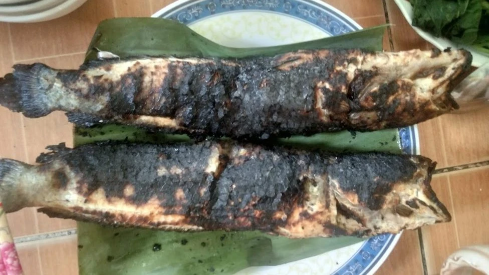 Cá lóc tượng trưng cho nỗ lực và sự thành công. Theo phong thủy, cá luôn là biểu tượng để thu hút tài lộc, may mắn.