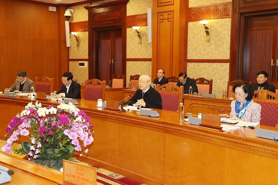 Tổng Bí thư Nguyễn Phú Trọng và các thành viên Ban Bí thư tại phiên họp. Ảnh: TTXVN