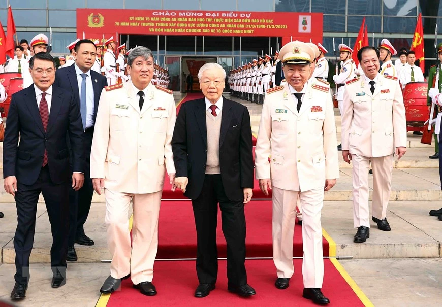 Tổng Bí thư Nguyễn Phú Trọng tới dự buổi lễ.