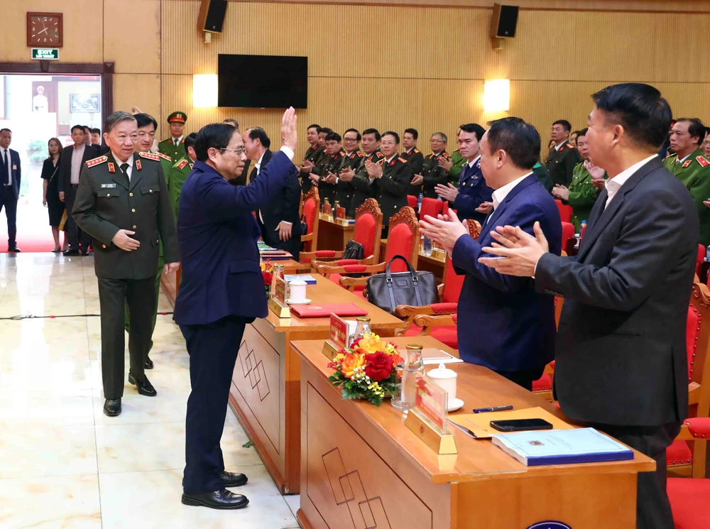 Thủ tướng Phạm Minh Chính đến dự Hội nghị trực tuyến toàn quốc về phòng, chống ma túy.