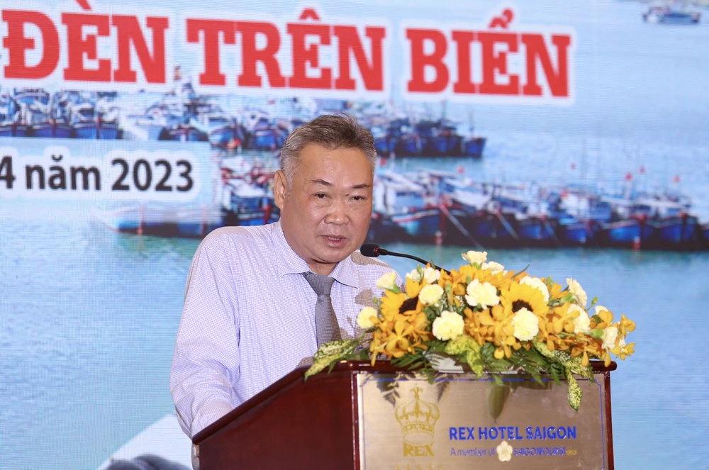 Ông Phạm Quốc Bảo, Chủ tịch Hội đồng thành viên Tổng Công ty điện lực TP.HCM, chia sẻ tại buổi lễ. Ảnh: HOÀNG GIANG