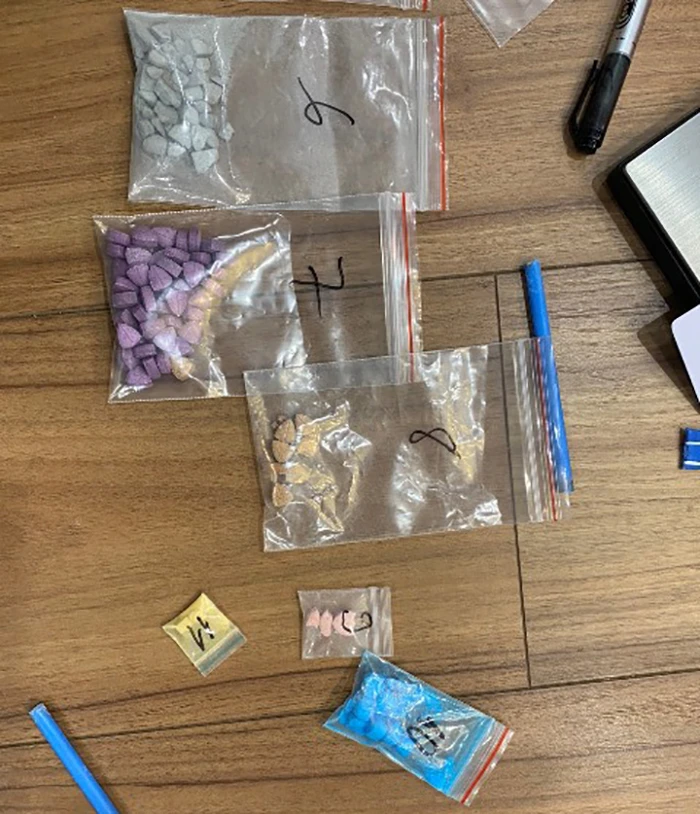 Tang vật Công an thu giữ.