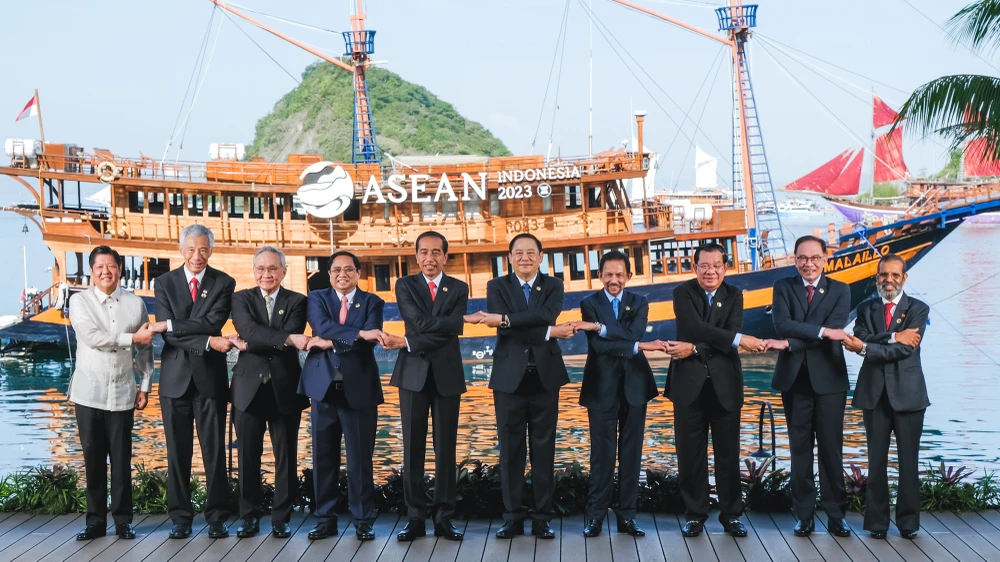 Thủ tướng Phạm Minh Chính cùng lãnh đạo các nước ASEAN tham dự Hội nghị Cấp cao ASEAN 42. Ảnh: VGP