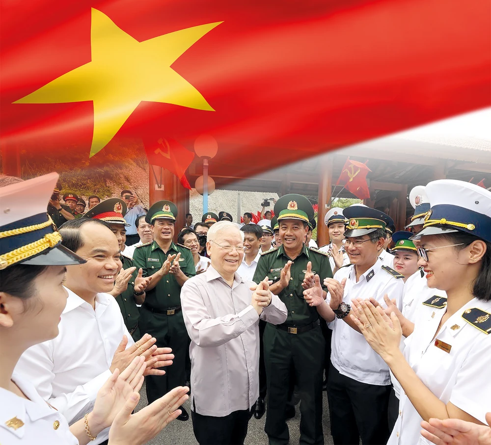 Tổng Bí thư Nguyễn Phú Trọng với lực lượng chức năng Cửa khẩu quốc tế Hữu Nghị hôm 26-8. Ảnh: TTXVN