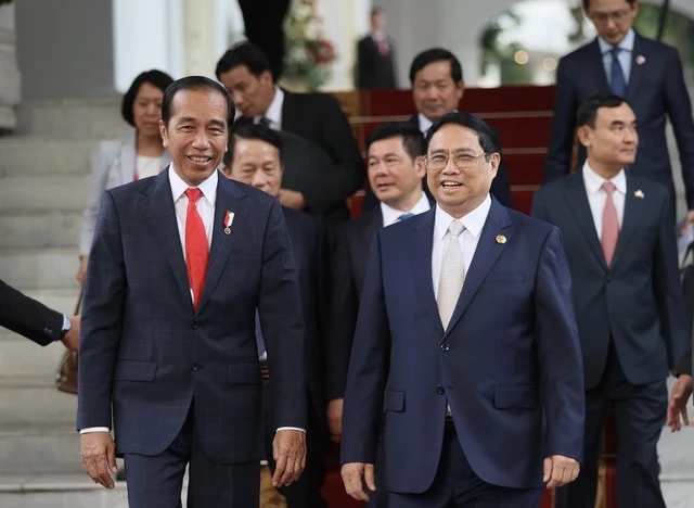 Thủ tướng Phạm Minh Chính và Tổng thống Indonesia Joko Widodo. Ảnh: VGP Thủ tướng Phạm Minh Chính và Tổng thống Indonesia Joko Widodo. Ảnh: VGP