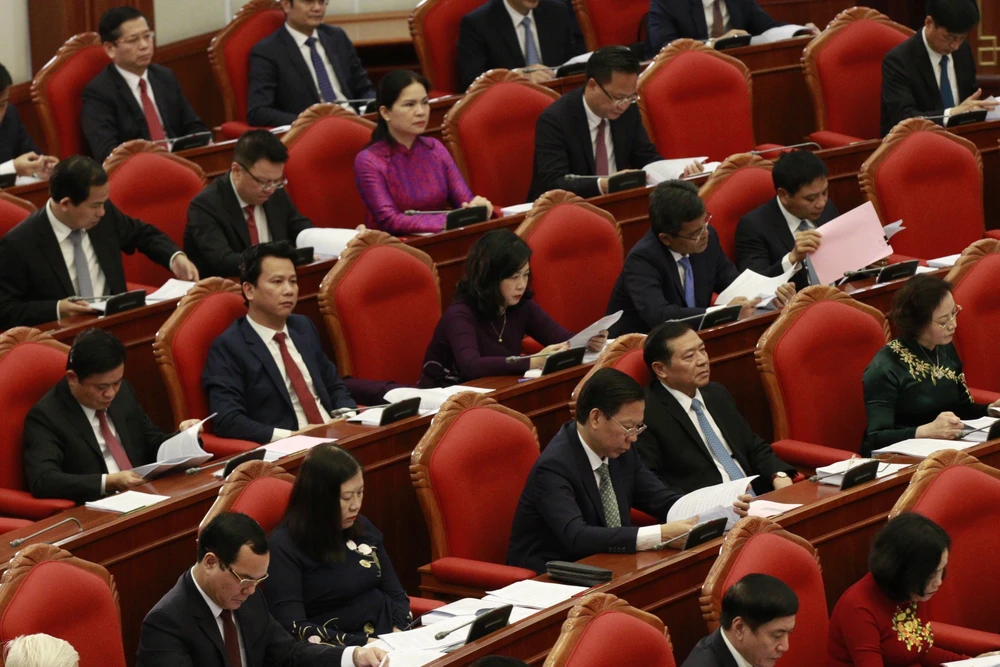 hoi-nghi-trung-uong-8 (2).jpg