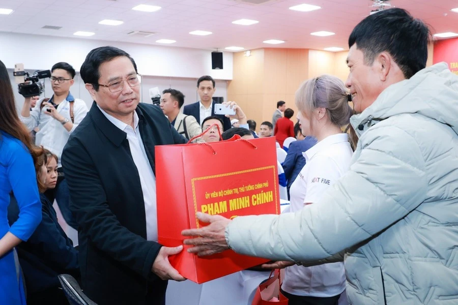 Thủ tướng yêu cầu hoàn thành trả gộp 2 tháng lương hưu trước 20-1