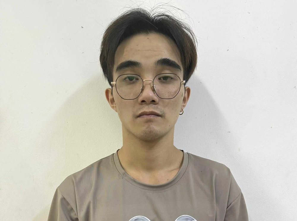 ke-chuyen-lua-lay-dien-thoai-cua-tai-xe-cong-nghe-o-tp-hcm (2).jpg