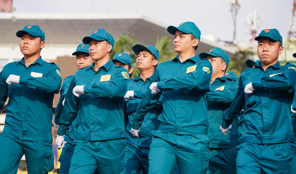 Bộ Quốc phòng trả lời kiến nghị xếp lương đại học cho chỉ huy trưởng quân sự xã, phường