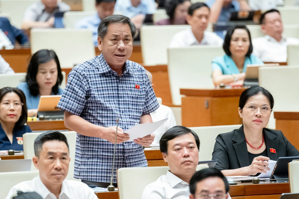 Sạt lở, sụt lún, xâm nhập mặn bủa vây đồng bằng sông Cửu Long