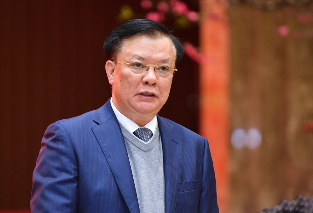 Cho thôi làm nhiệm vụ đại biểu Quốc hội với ông Đinh Tiến Dũng