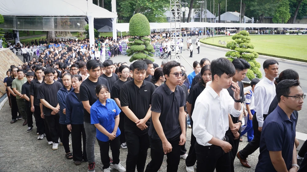 26-7-hoi-truong-thong-nhat-thuan-van (3).jpg