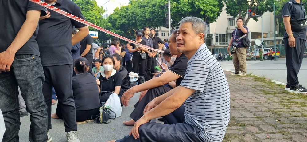 vieng-tong-bi-thu-ngay-2 (2).jpg