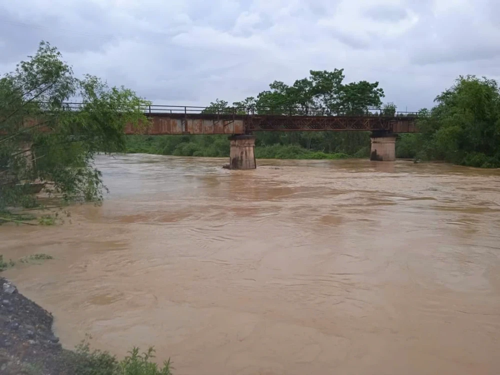 Thủ tướng có công điện khẩn về an toàn đê điều trên các sông ở Bắc Bộ